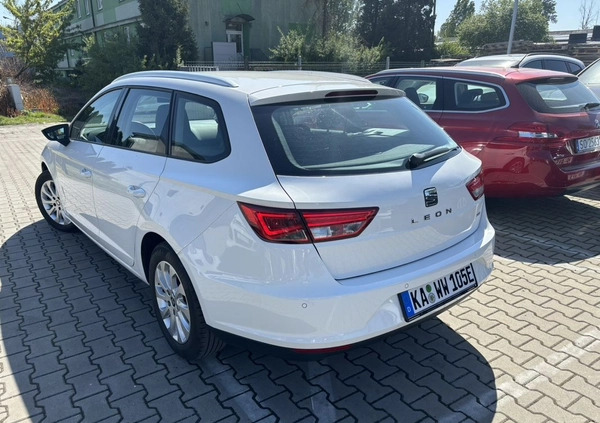 Seat Leon cena 49900 przebieg: 190000, rok produkcji 2015 z Sosnowiec małe 667